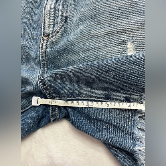 Lucky brand distressed boyfriend blue Jean shorts size women’s 8/29 - Picture 6 of 6